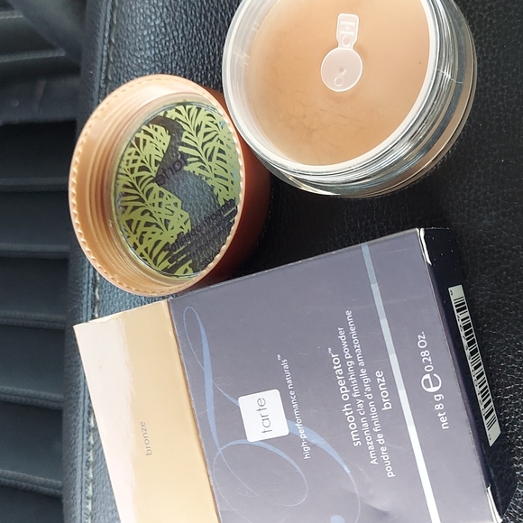 💋🎉Host Pick! Tarte Bronze Smooth Operator Setting Powder - Picture 3 of 8